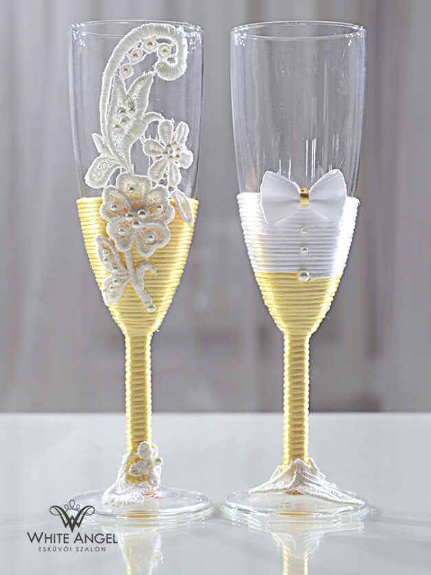 Esküvői krém pezsgős pohár